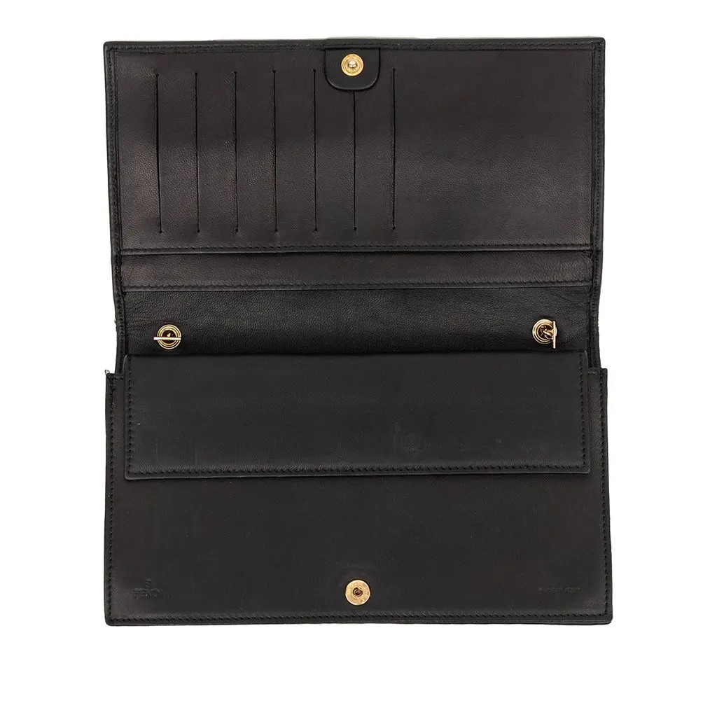 Fendi Embossed Nappa Logo Chain Clutch Black Leather Very good - Model View
