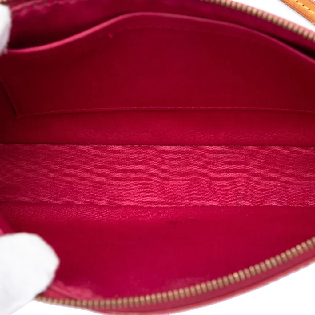 Louis Vuitton Monogram Vernis Pochette Accessoires Red Leather Very good - Model View