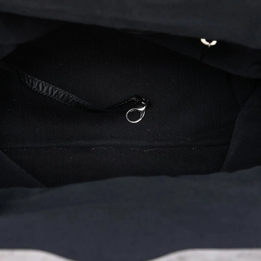 Chanel Quilted Iridescent Calfskin Chic Quilt Frame Satchel Black Leather Very good - Model View