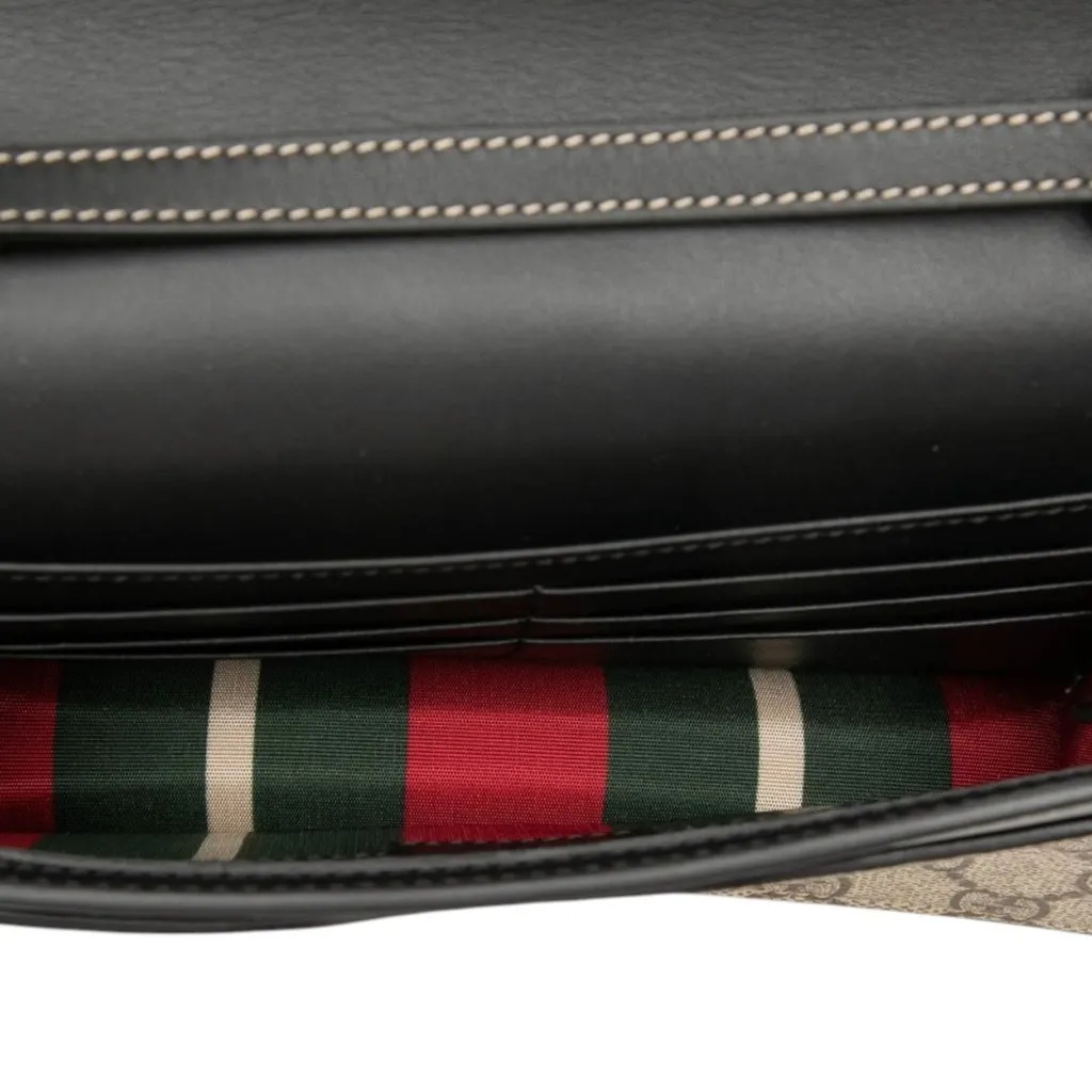 Gucci GG Supreme Web Crossbody Beige Very good - Model View