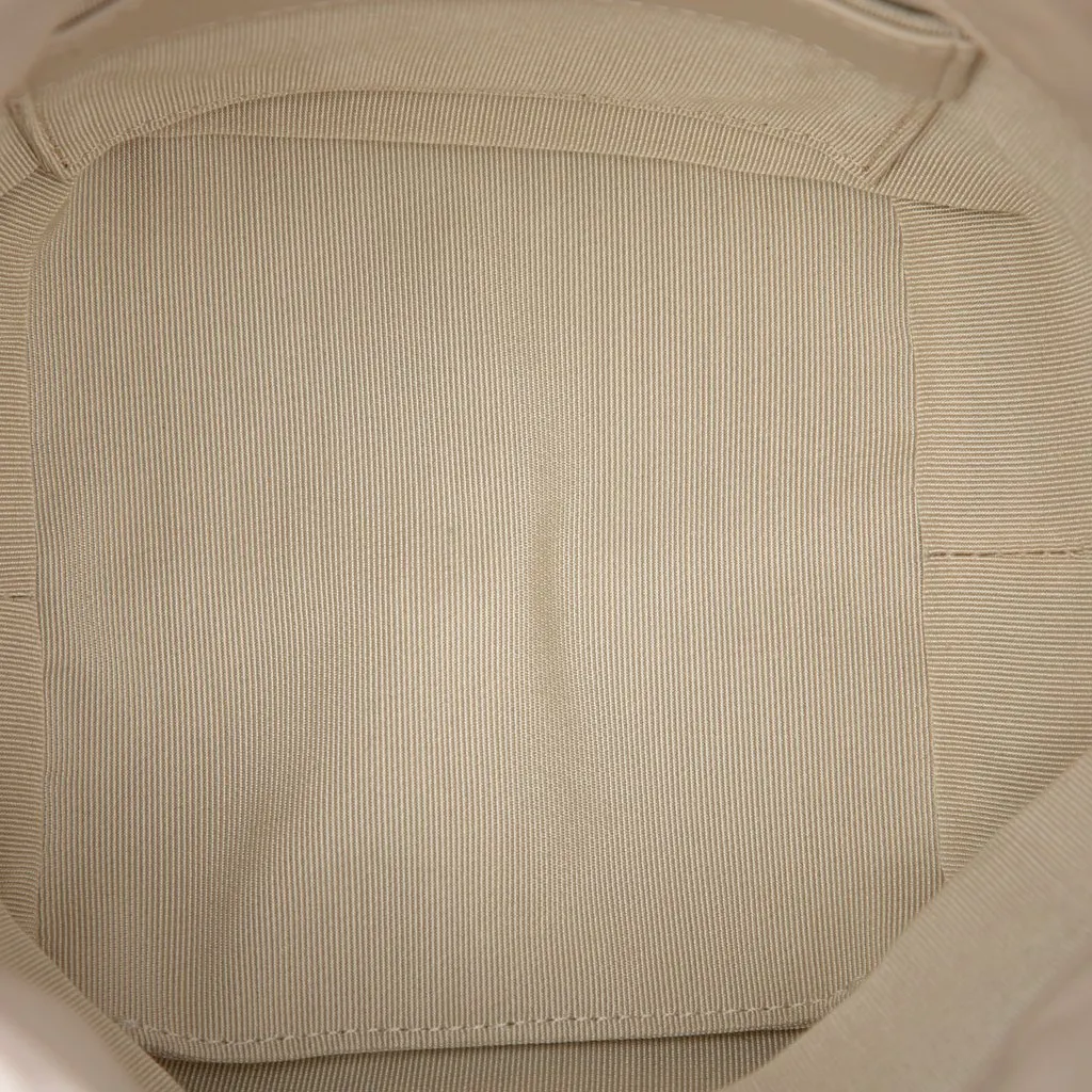 Chanel Mini Lambskin CC Chain Frame Drawstring Bucket Bag White Leather Very good - Model View