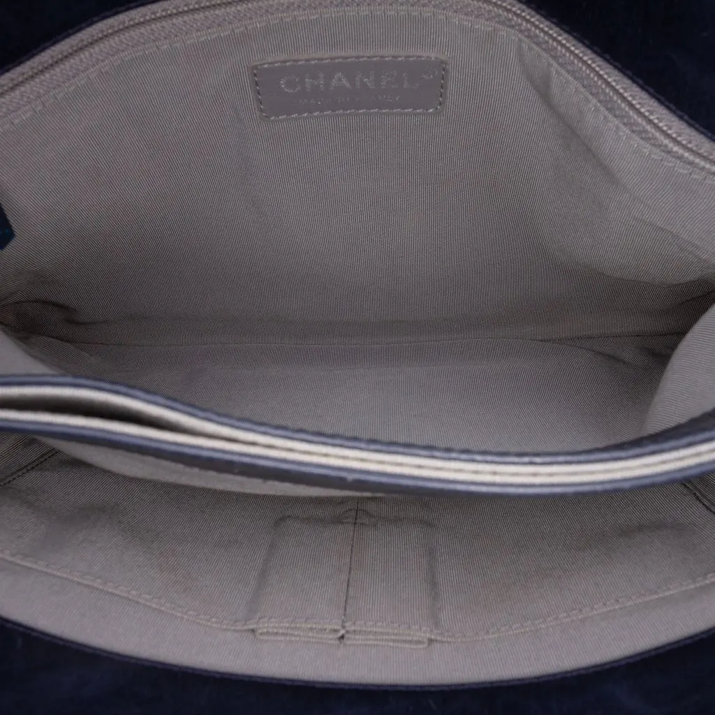 Chanel Large Vertical Quilted Lambskin Stitched Single Flap Blue Leather Very good - Model View