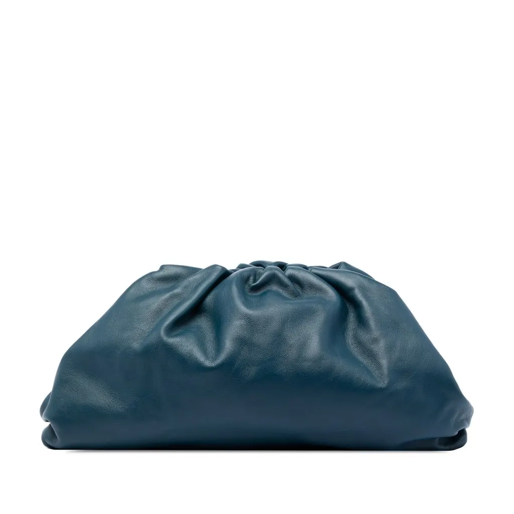 Bottega Veneta Smooth Butter Calf The Pouch Blue Leather Very good - Front View