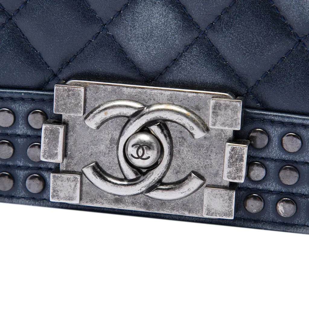 Chanel Paris Dallas Small Quilted Distressed Calfskin Studded Boy Flap Blue Leather Very good - Box View