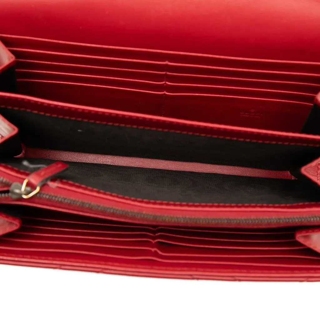 Gucci GG Marmont Matelasse Calfskin Wallet On Chain Red Leather Good - Model View