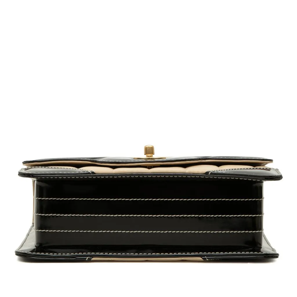 Chanel CC Bicolor Chocolate Bar Lambskin and Patent Square Flap Beige Leather Very good - Inside View