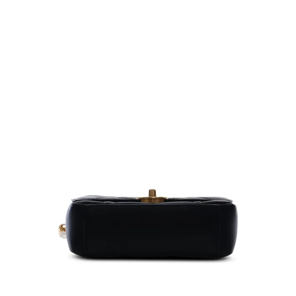 Chanel Small Quilted Lambskin CC Coin Flap Black Leather Very good - Inside View
