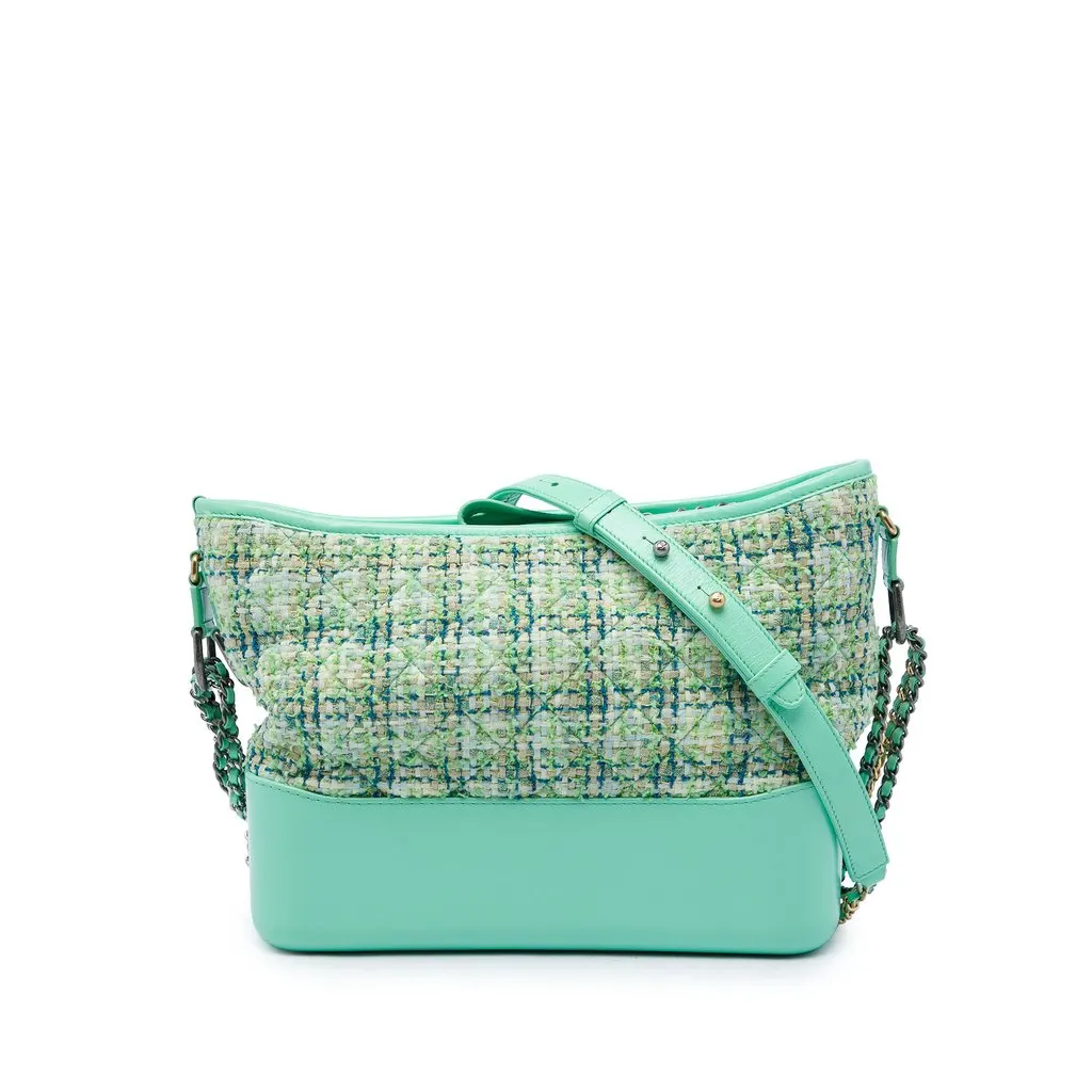 Chanel Medium Tweed Gabrielle Crossbody Green Tweed Very good - Front View