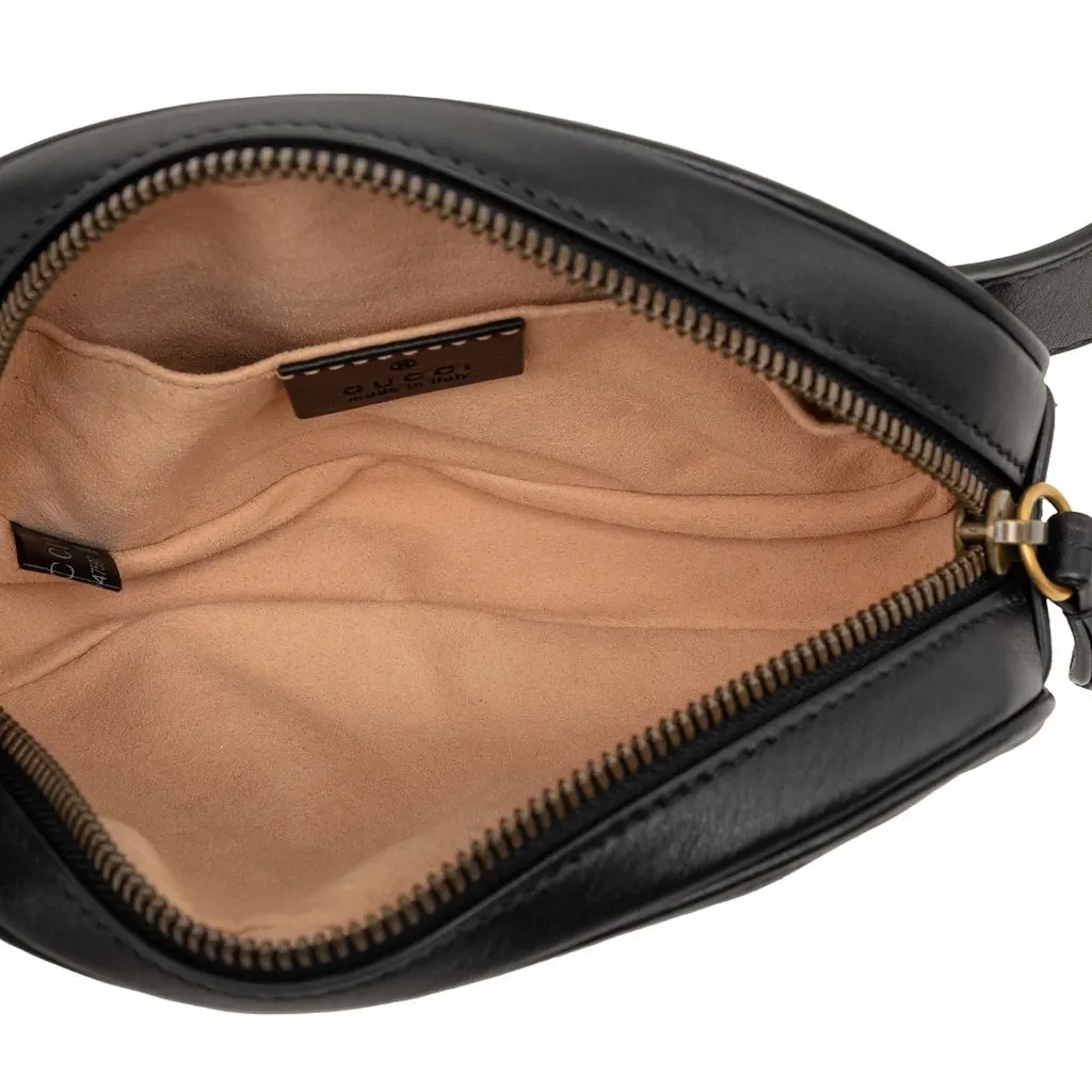 Gucci GG Marmont Matelasse Calfskin Belt Bag Black Leather Very good - Model View