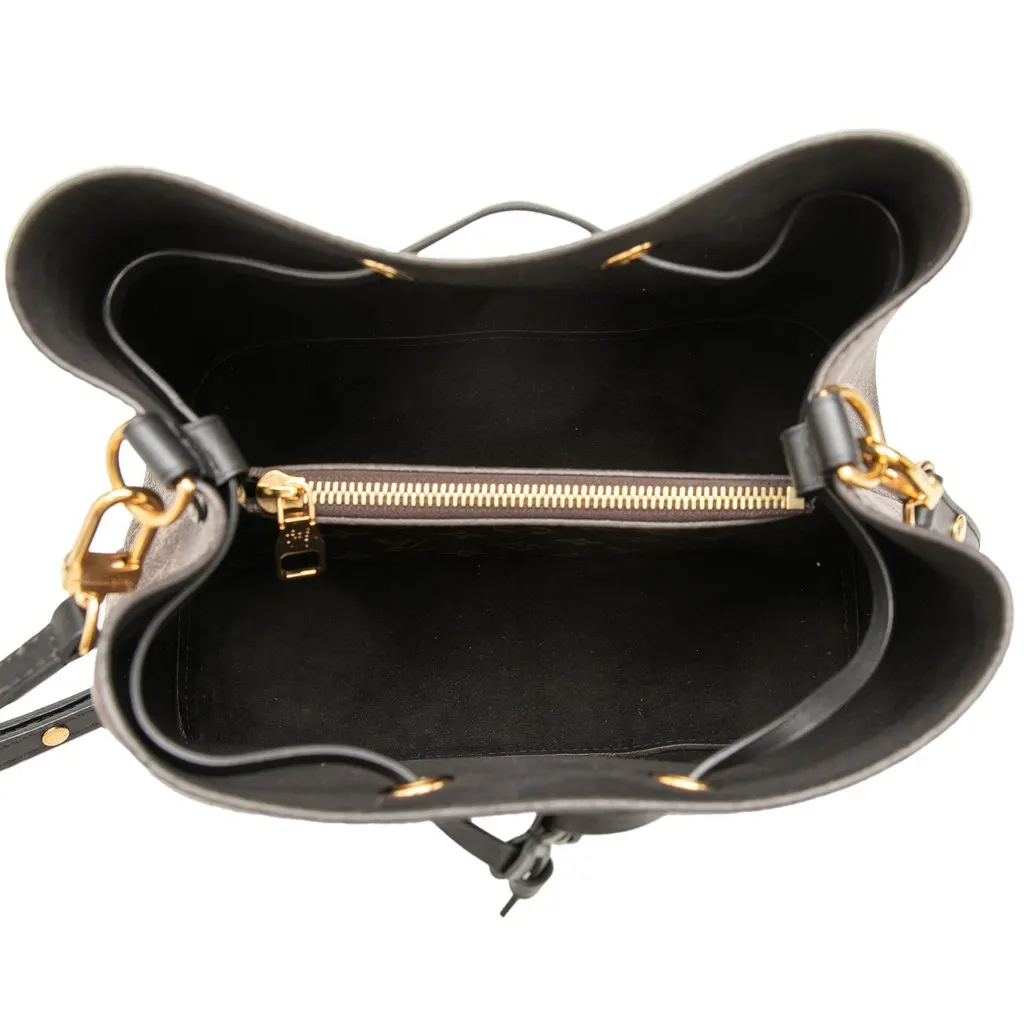 Louis Vuitton Monogram Neonoe MM Brown Very good - Model View