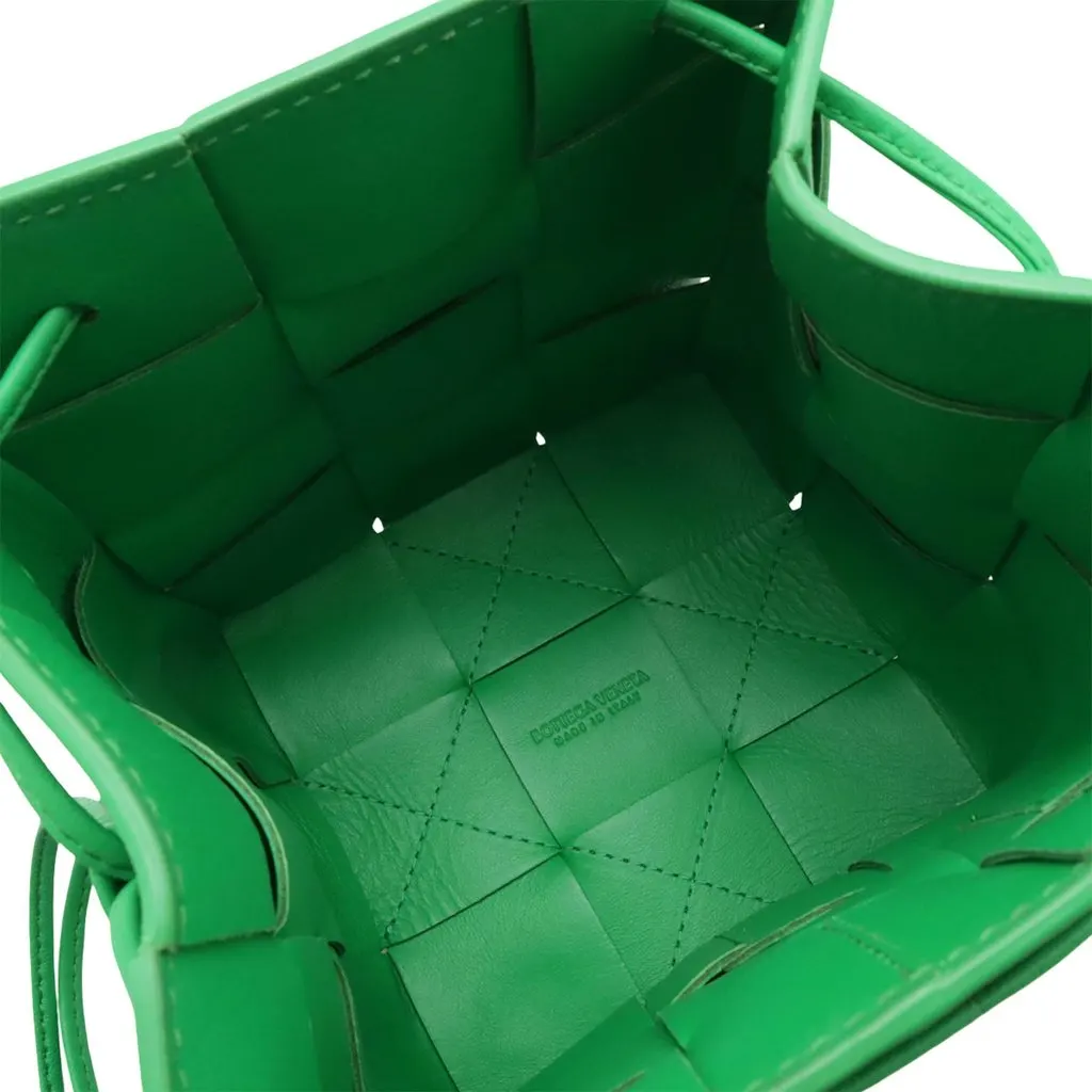 Bottega Veneta Small Nappa Maxi Intrecciato Cassette Bucket Bag Green Leather Very good - Inside View