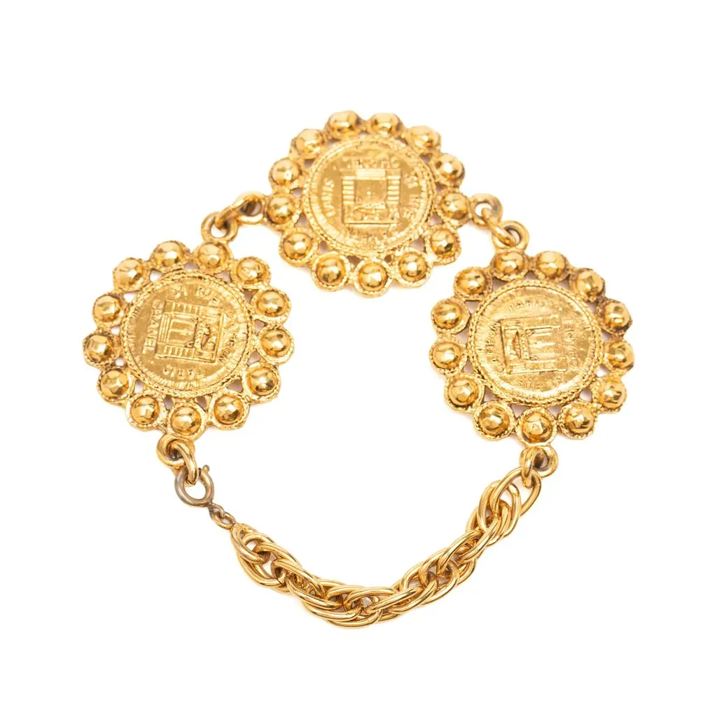 Chanel Gold Plated 31 Rue Cambon Medallion Link Bracelet Gold Metal Very good - Inside View