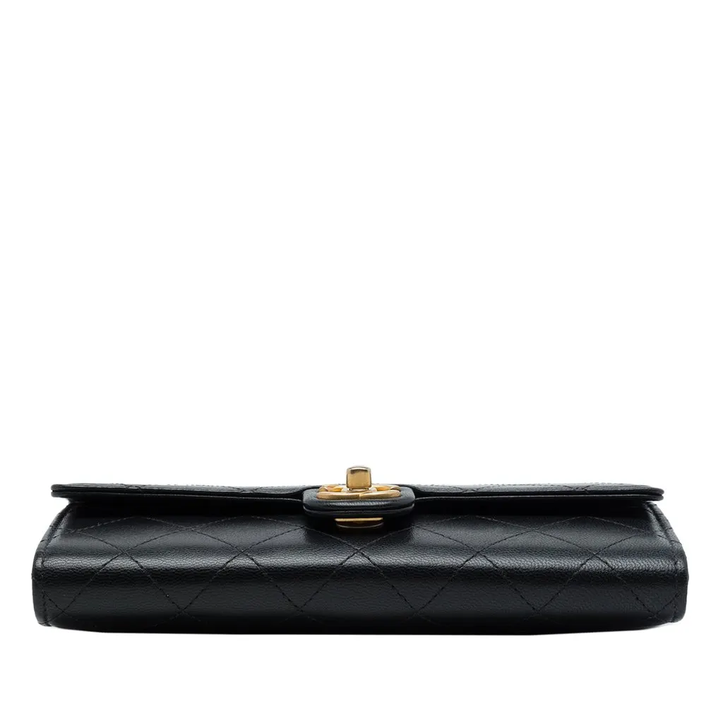 Chanel Quilted Goatskin Chic Pearls Clutch with Chain Black Leather Very good - Inside View