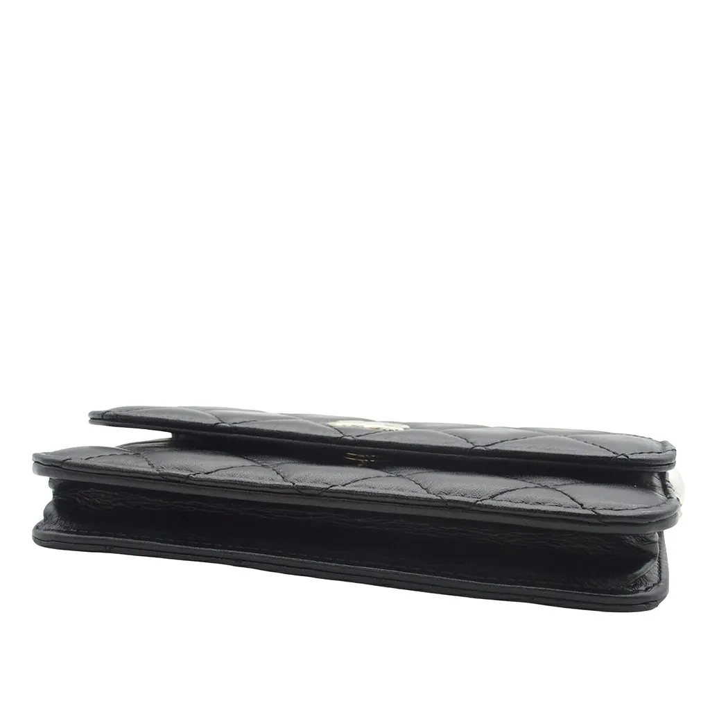 Chanel Quilted Calfskin Maxi Pearls Clutch With Chain Black Leather Very good - Inside View