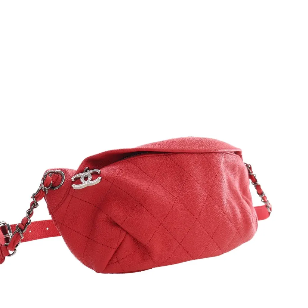 Chanel Quilted Caviar Zip and Carry Waist Bag Red Leather Very good - Model View