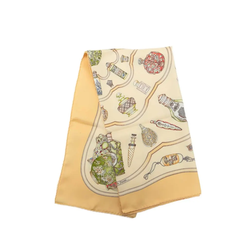Hermès Qu Importe le Flacon Silk Scarf 90 Beige Very good - Front View