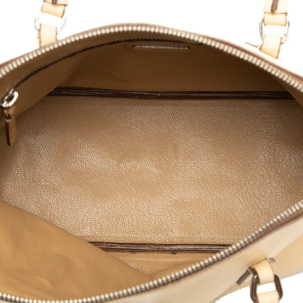Prada Vitello Daino Promenade Satchel Beige Leather Very good - Model View
