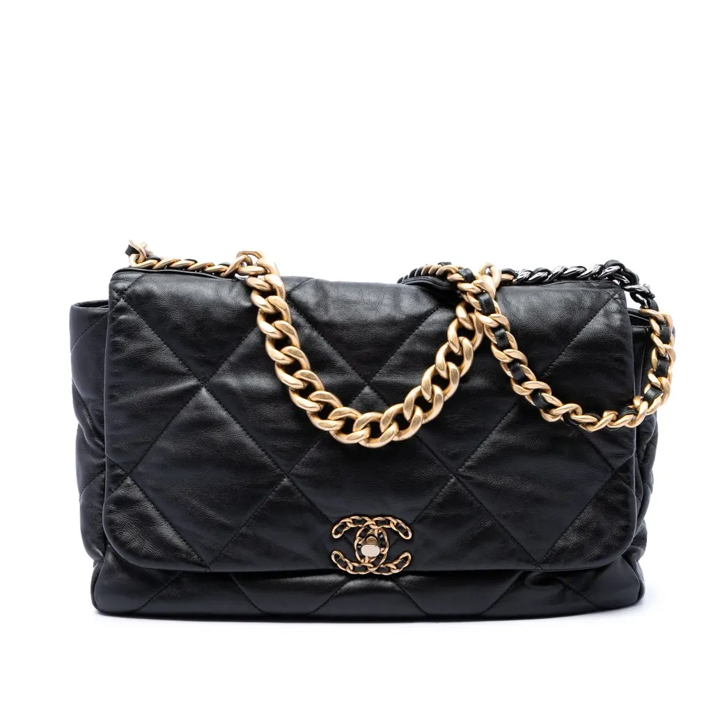 Chanel Maxi Lambskin 19 Flap Black Leather Very good - Front View
