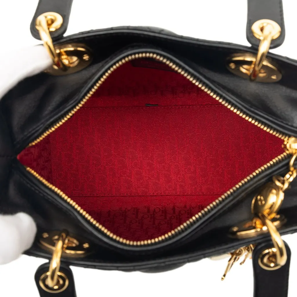 Dior Medium Lambskin Cannage Lady Dior Black Leather Very good - Model View