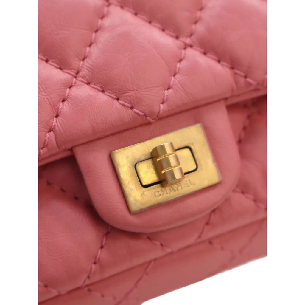 Chanel Quilted Aged Calfskin Reissue 2.55 Flap Belt Bag Pink Leather Very good - Model View