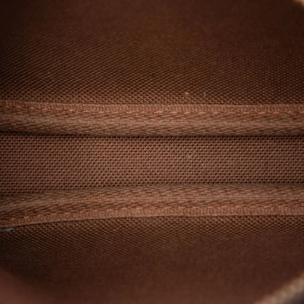 Louis Vuitton Monogram Mini Pochette Accessoires Brown Very good - Model View