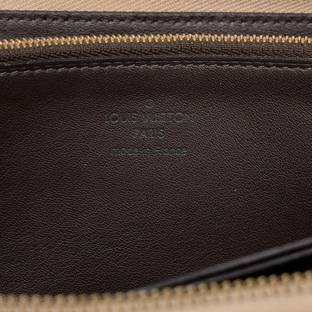 Louis Vuitton Taurillon Comete Zippy Wallet Beige Leather Very good - Box View