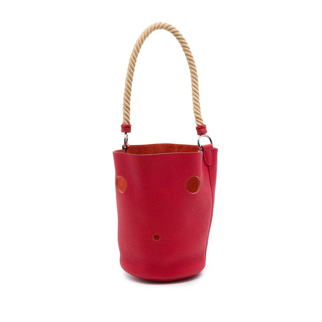 Hermès Clemence Mangeoire Bucket PM Red Leather Good - Front View
