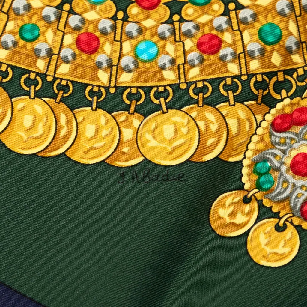 Hermès Kosmima Silk Scarf 90 Green Never worn - Box View