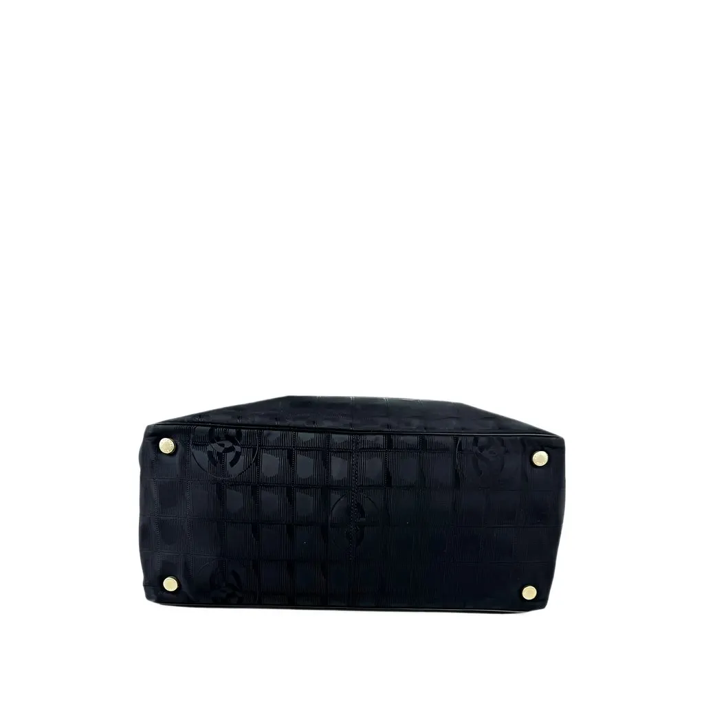 Chanel New Travel Line Nylon Tote Black Polyamide Very good - Inside View