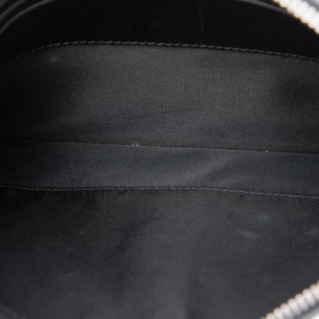 Gucci GG Supreme Caleido Clutch Beige Canvas Very good - Model View