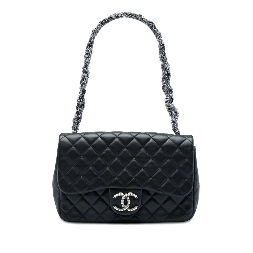 Chanel Medium Quilted Lambskin Westminster Pearl Flap Black Leather Very good - Front View