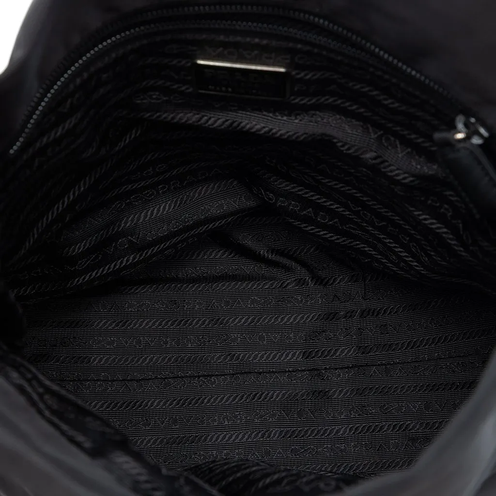 Prada Tessuto Tote Black Very good - Model View