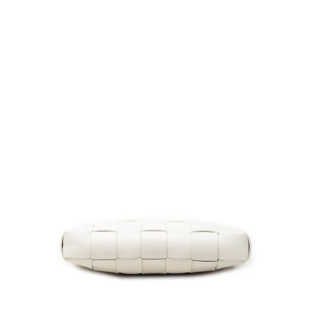 Bottega Veneta Lambskin Maxi Intrecciato The Snap Clutch White Leather Very good - Inside View