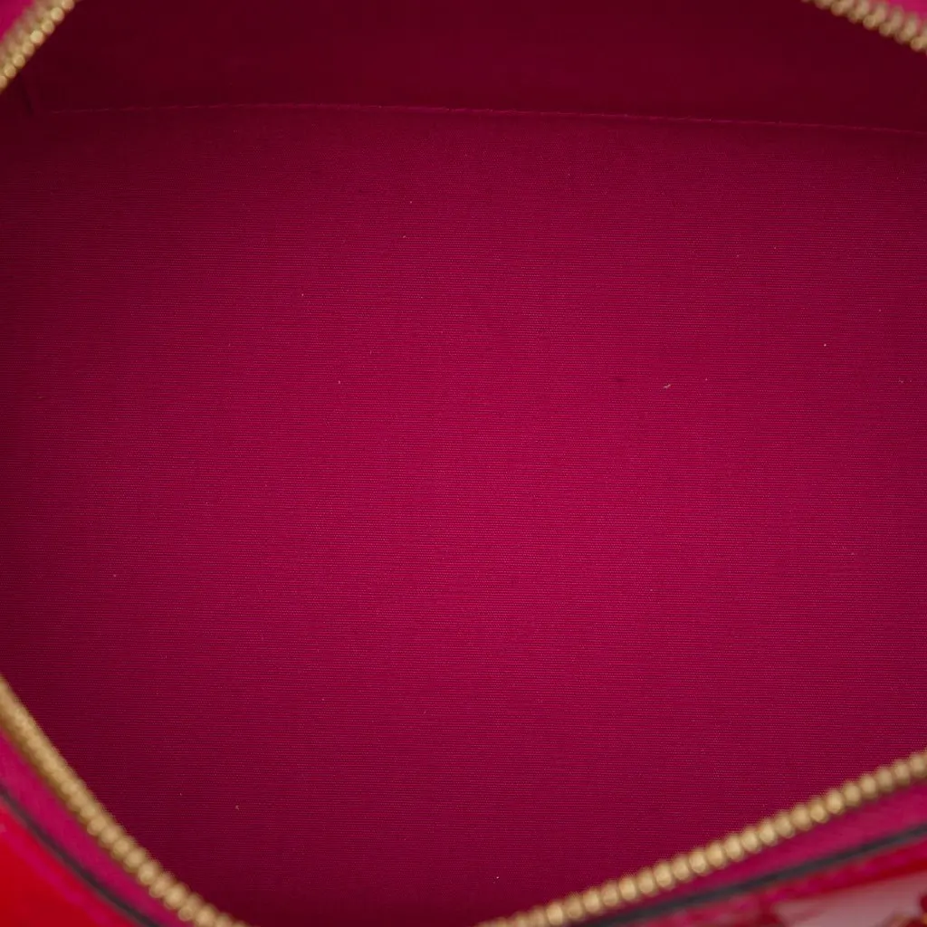 Louis Vuitton Monogram Vernis Montana Pink Leather Very good - Model View