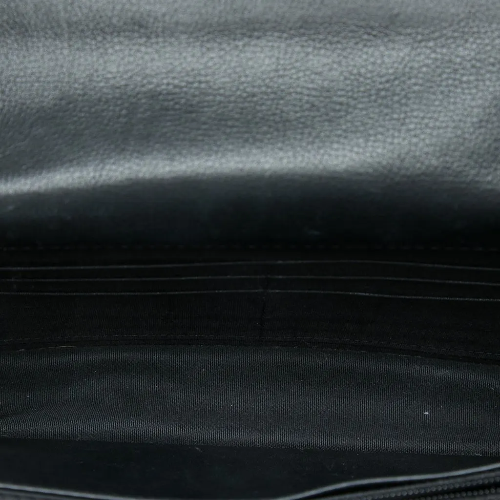 Chanel CC Quilted Lambskin Pearl Wallet on Chain Black Leather Very good - Model View