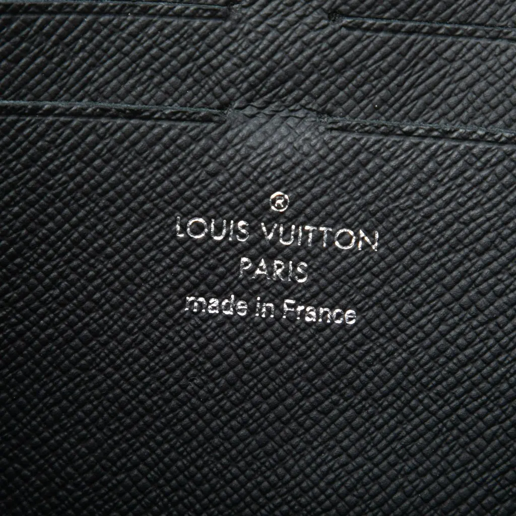 Louis Vuitton Damier Graphite Pixel Pochette Voyage MM MultiColor Very good - Box View