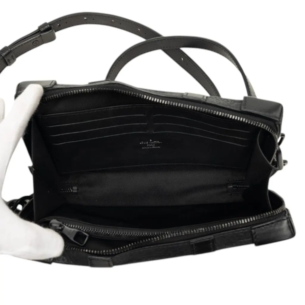 Louis Vuitton Monogram Taurillon Soft Trunk Wallet Black Leather Very good - Model View