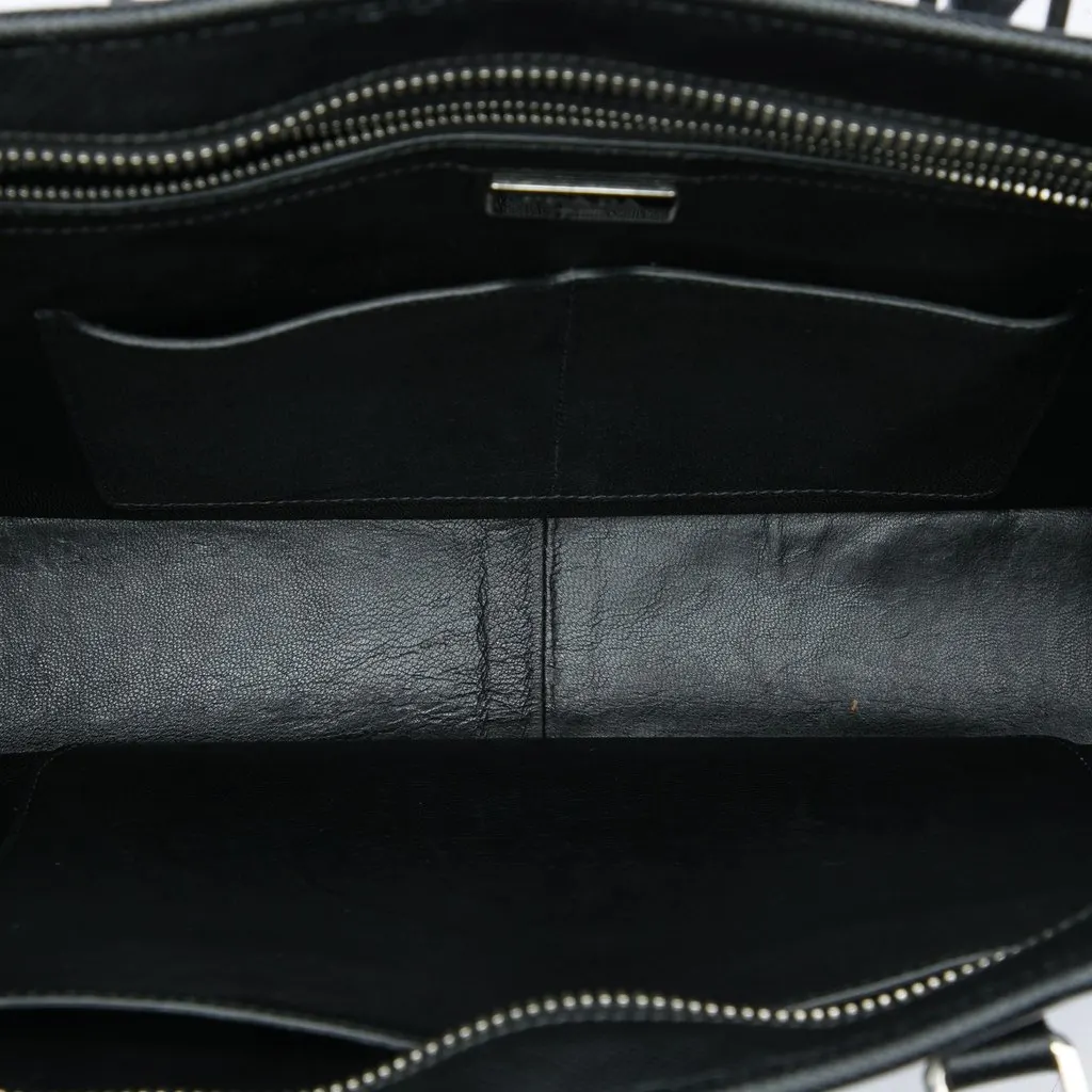 Prada Saffiano Business Bag Black Leather Very good - Model View