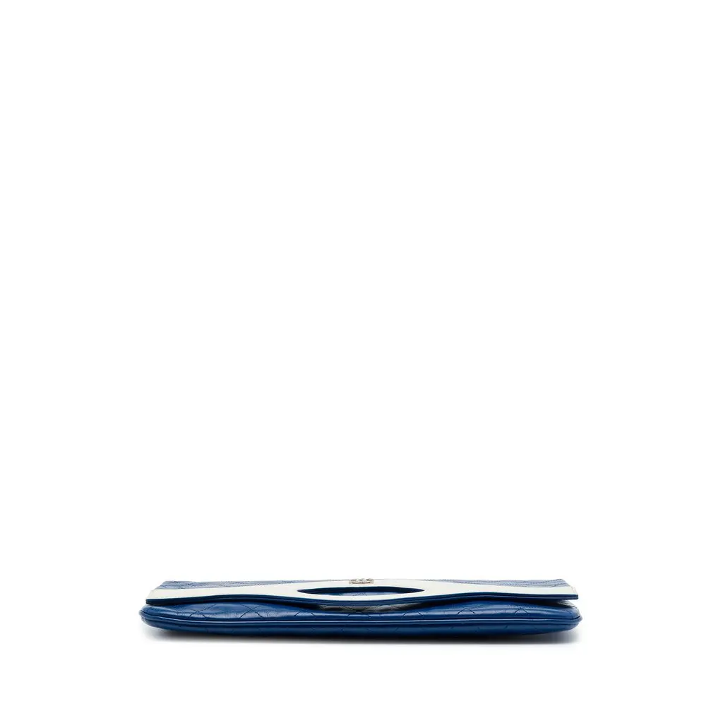 Chanel Large Bicolor Quilted Aged Calfskin 31 Clutch Blue Leather Very good - Inside View