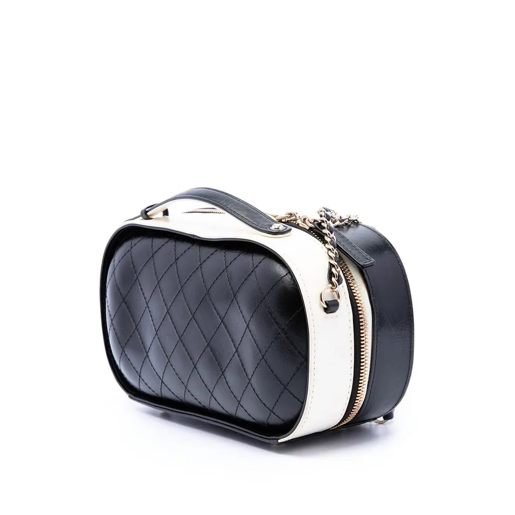 Chanel CC Quilted Crumpled Calfskin Vanity Case White Leather Very good - Back View