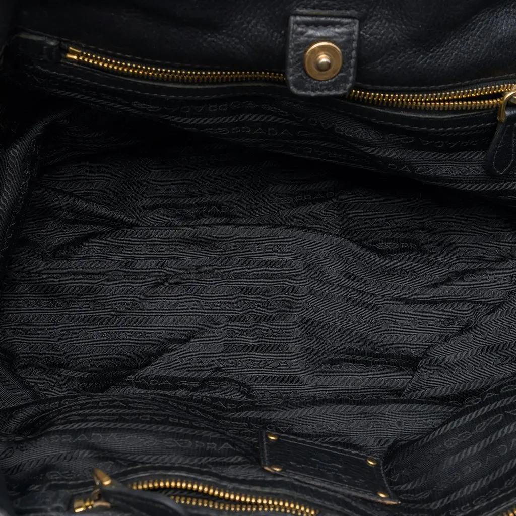 Prada Tessuto Gaufre Tote Black Polyamide Very good - Model View