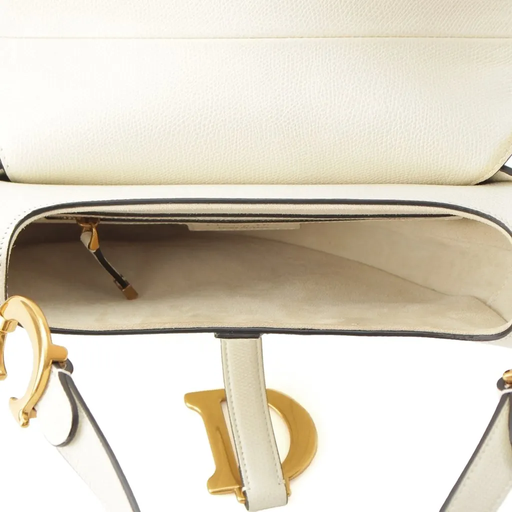 Dior Grained Calfskin Saddle Bag White Leather Very good - Model View