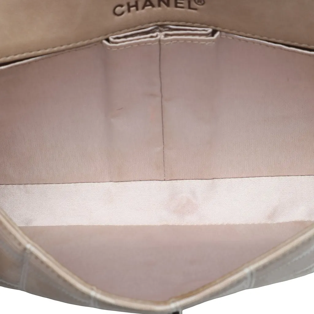 Chanel New Travel Line Nylon East West Flap Beige Very good - Model View