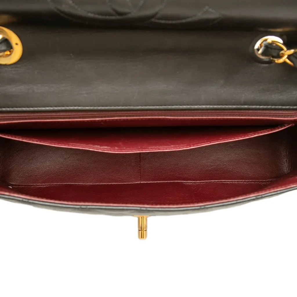 Chanel Maxi XL Classic Lambskin Single Flap Black Leather Good - Model View