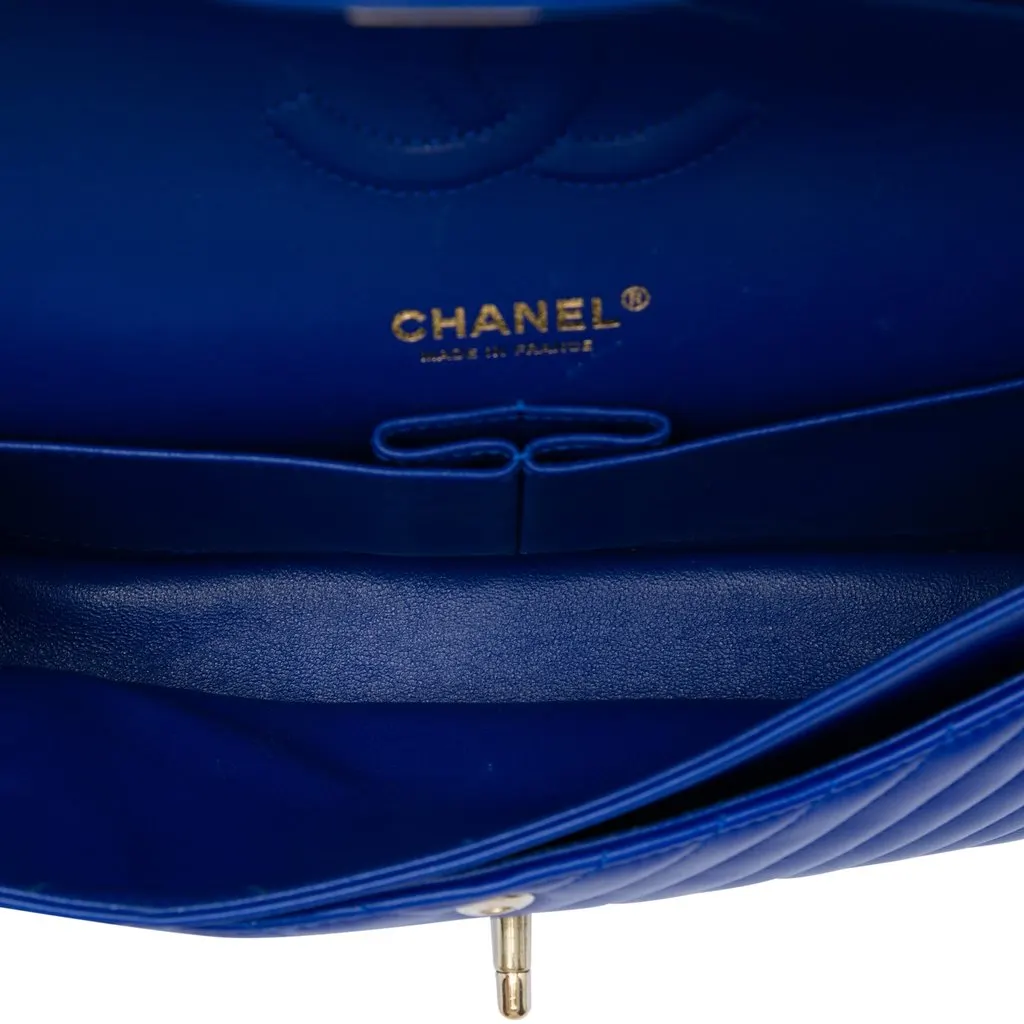 Chanel Medium Classic Chevron Lambskin Double Flap Blue Leather Very good - Model View