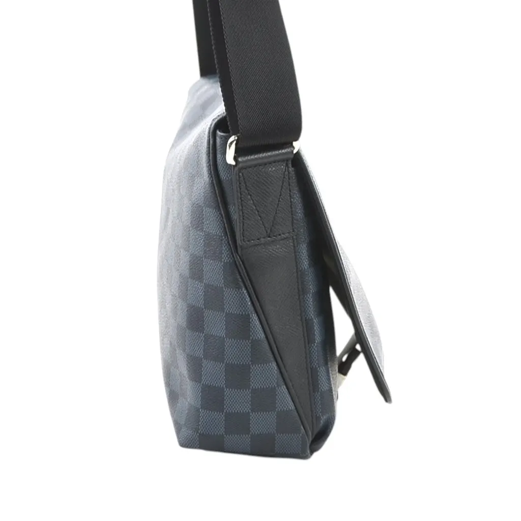 Louis Vuitton Damier Cobalt Matchpoint Messenger Blue Canvas Very good - Back View