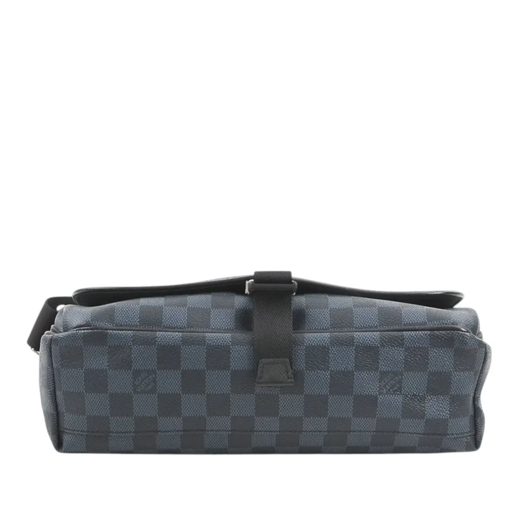 Louis Vuitton Damier Cobalt Matchpoint Messenger Blue Canvas Very good - Model View