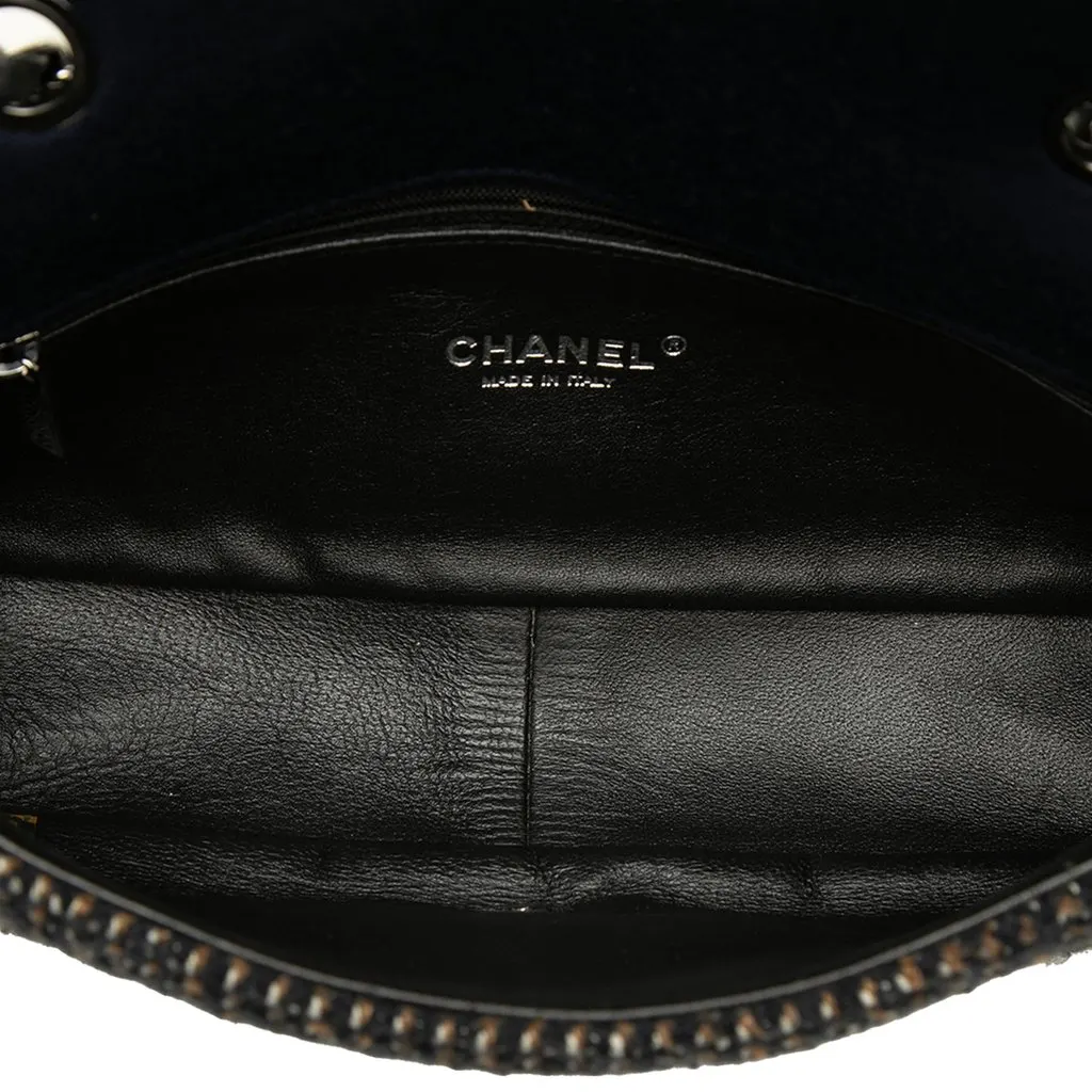 Chanel Small Quilted Jersey and Tweed Chain Flap Blue Good - Model View