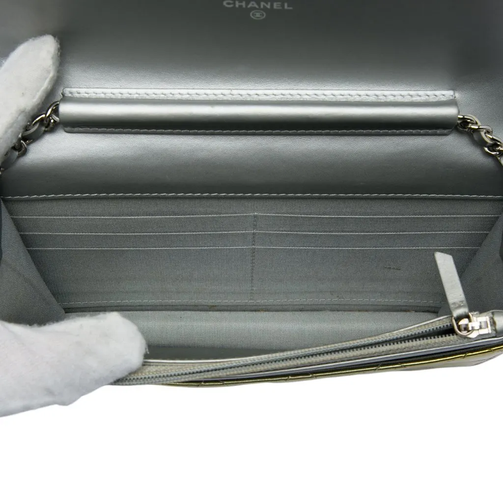 Chanel Bicolor Quilted Metallic Patent Boy Wallet on Chain Gold Leather Very good - Model View