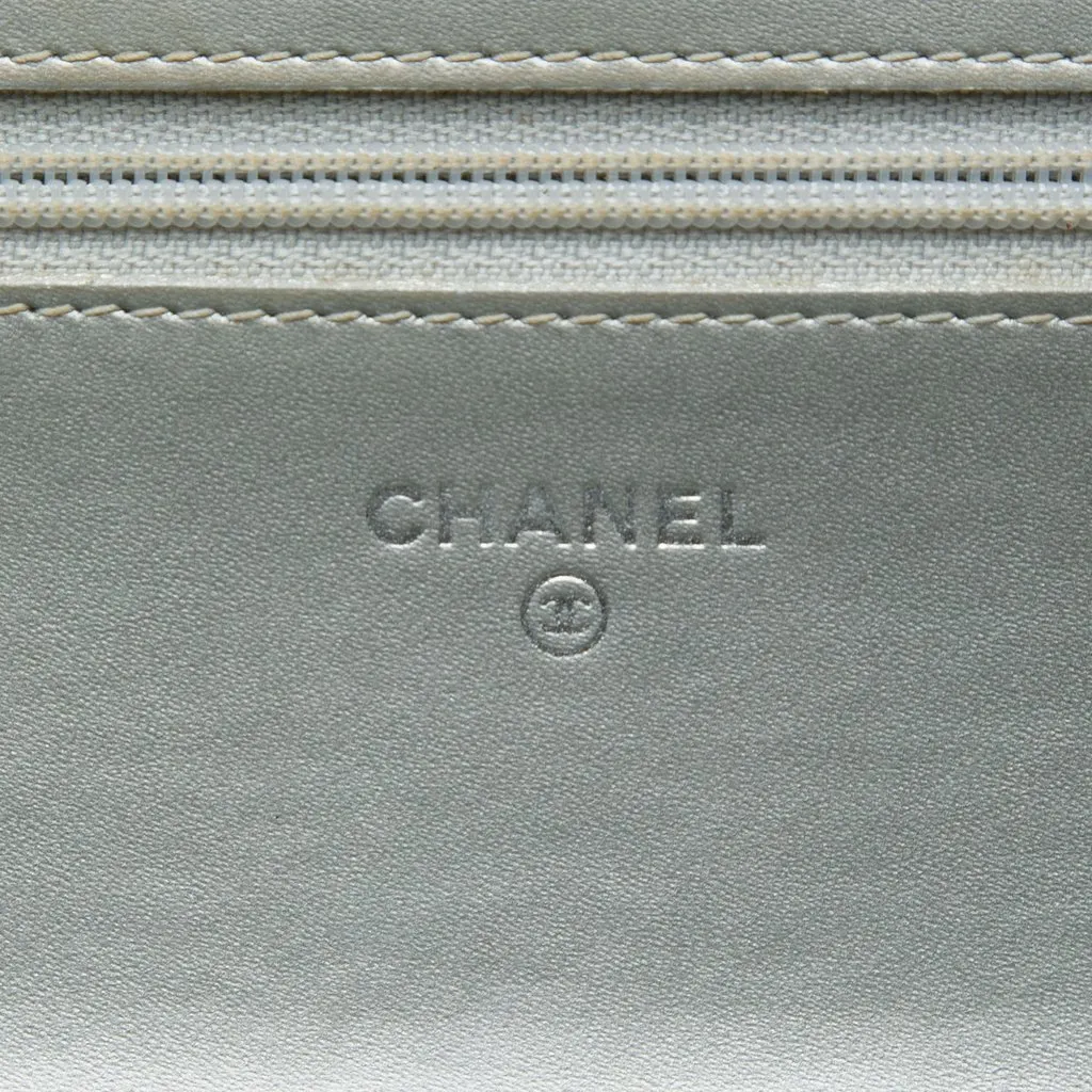 Chanel Bicolor Quilted Metallic Patent Boy Wallet on Chain Gold Leather Very good - Box View